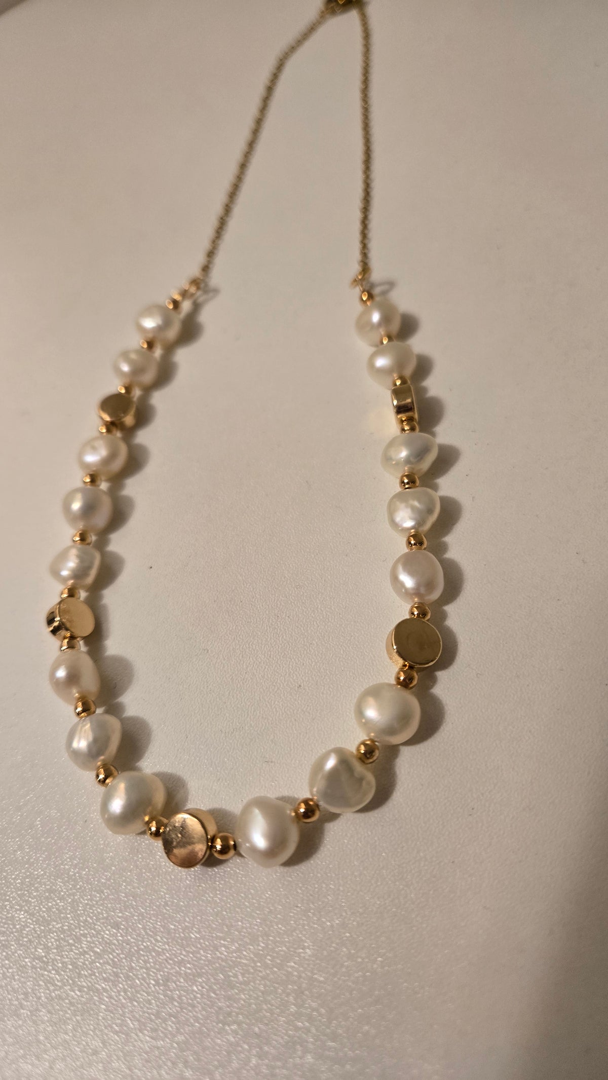 Touch of Elegance Necklace with pearls and gold-tone accents, view 8