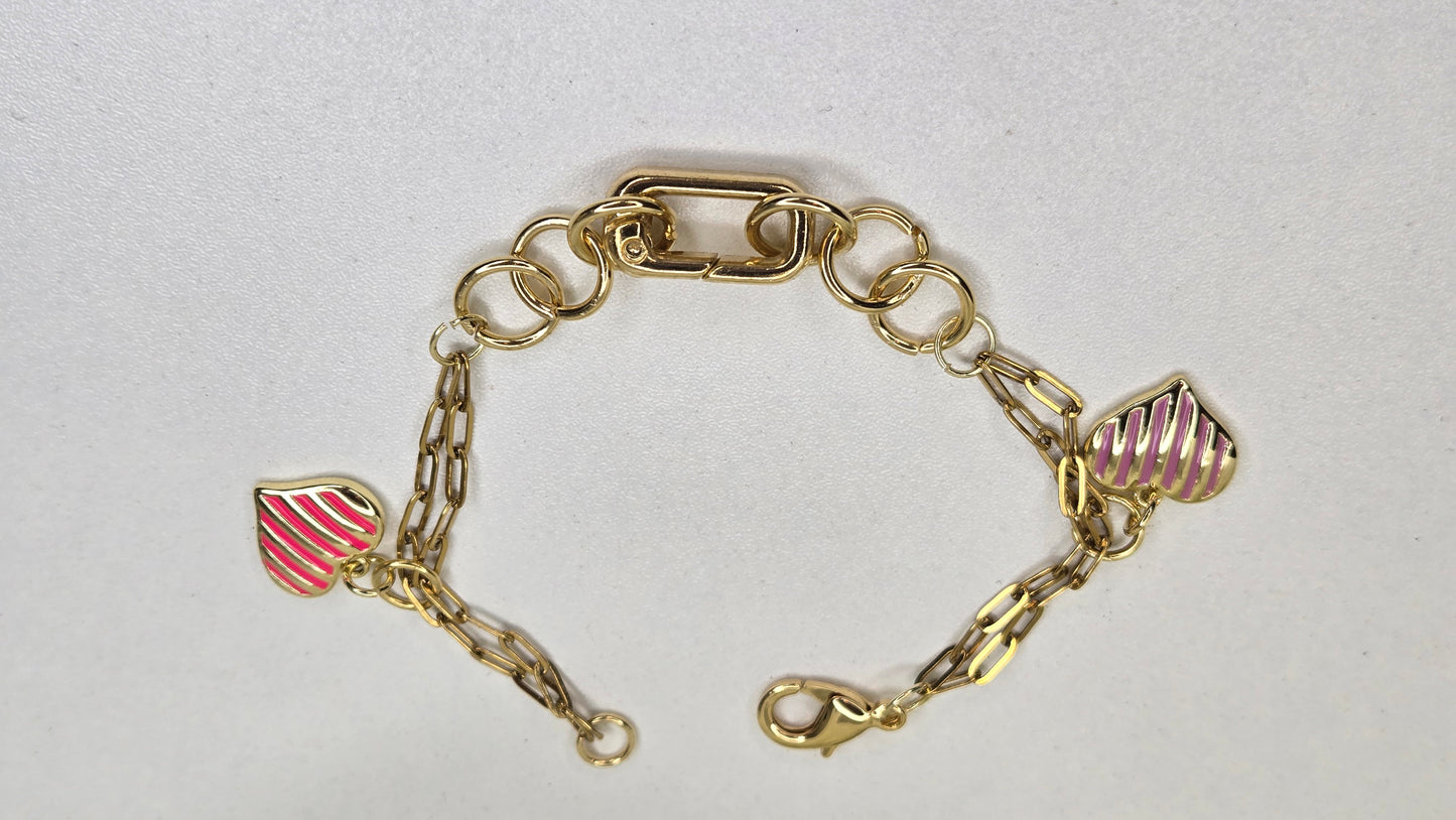 Elegant Gold Heart Bracelet