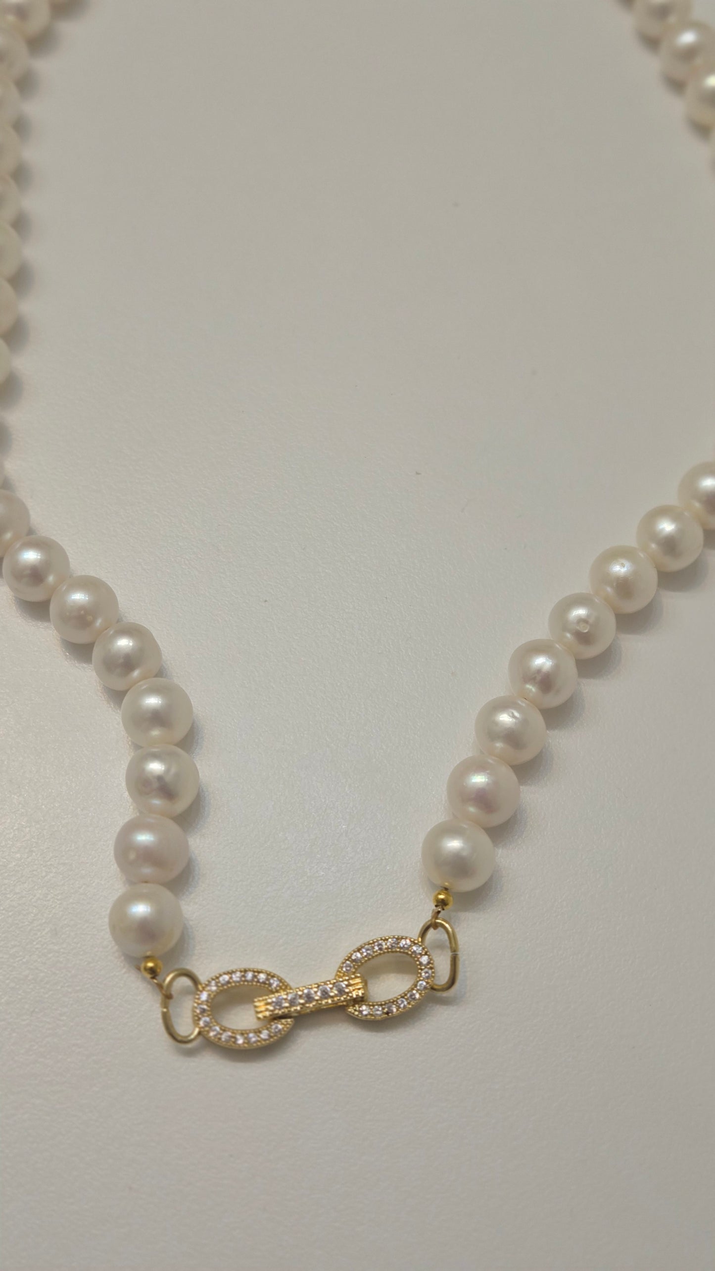 Royal Pearl Necklace