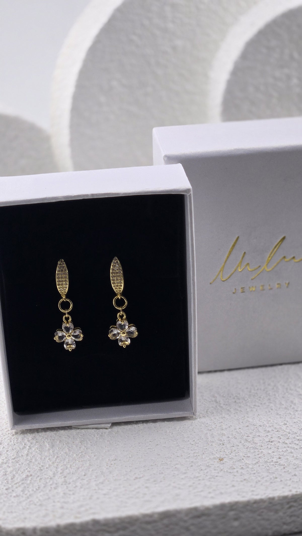 Quatrefoil Drop Earrings in a LuluTouch gift box, view 2