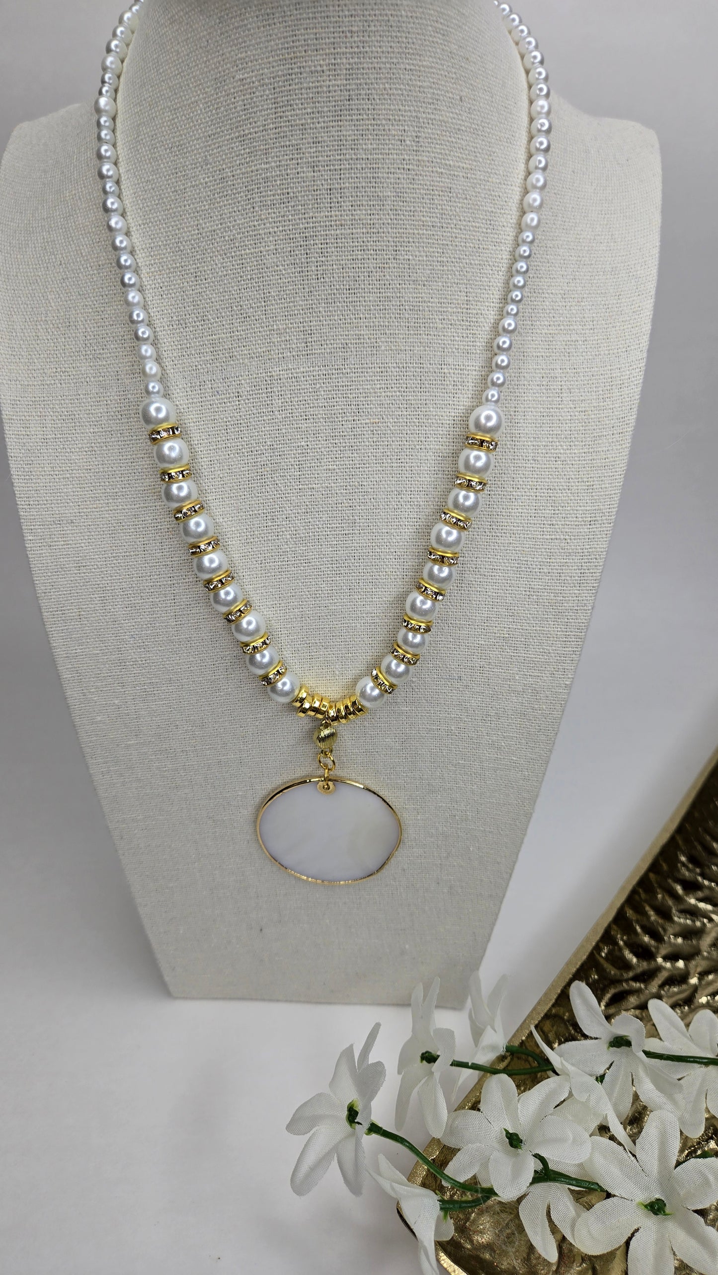 pearl necklace
