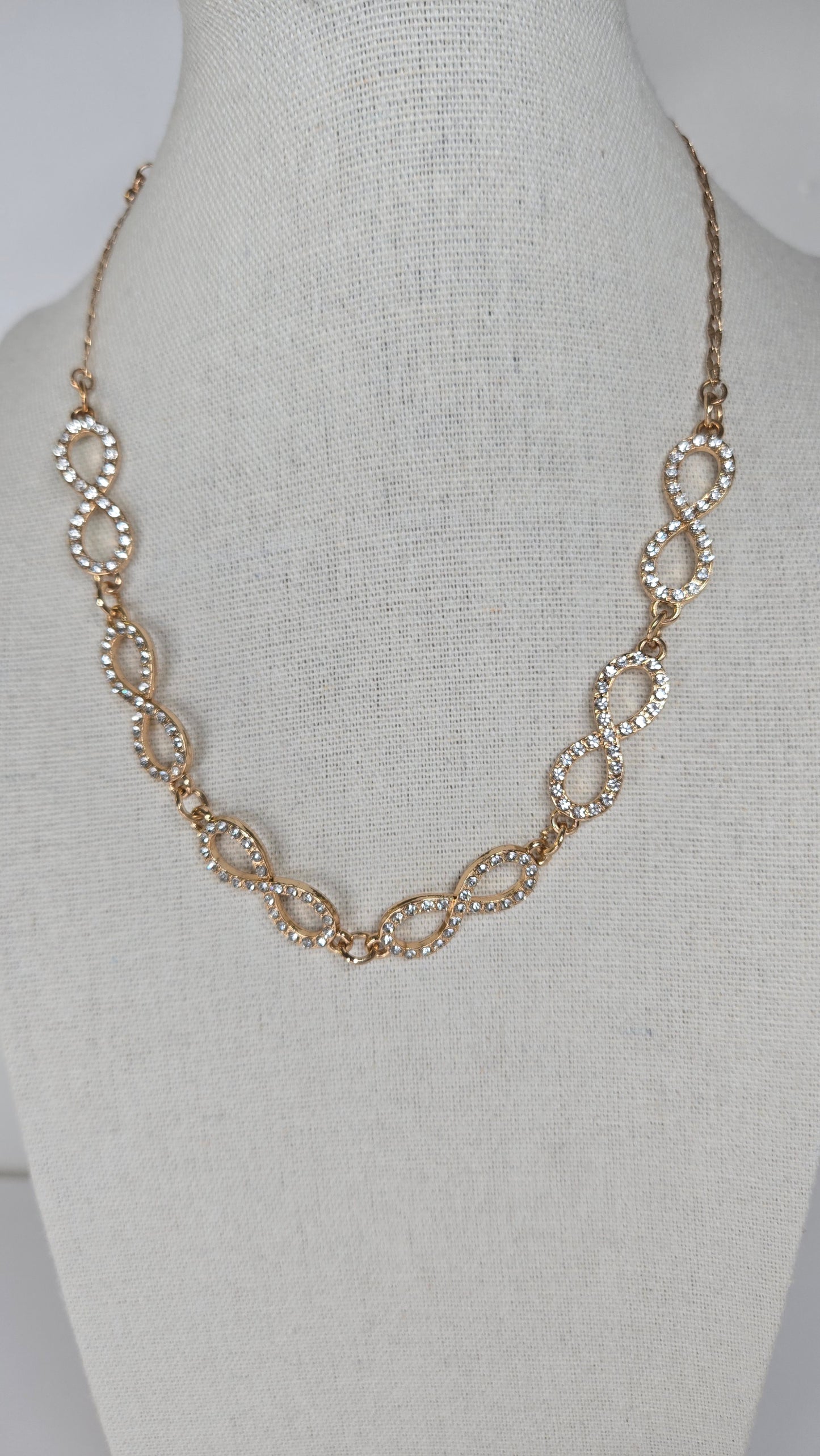 Eternal Shine Necklace ✨