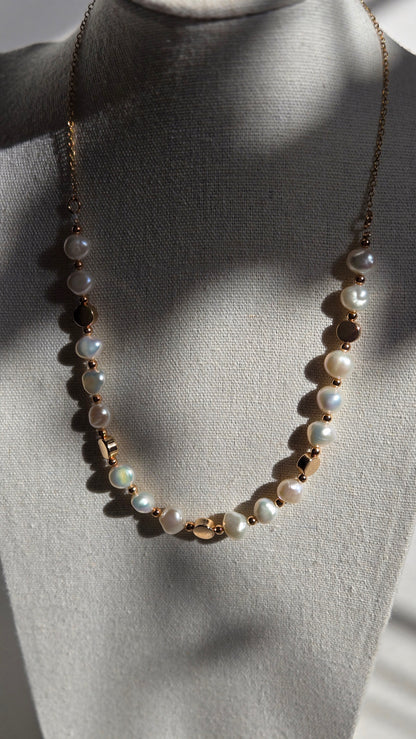 Touch of Elegance Necklace with pearls and gold-tone accents, view 4