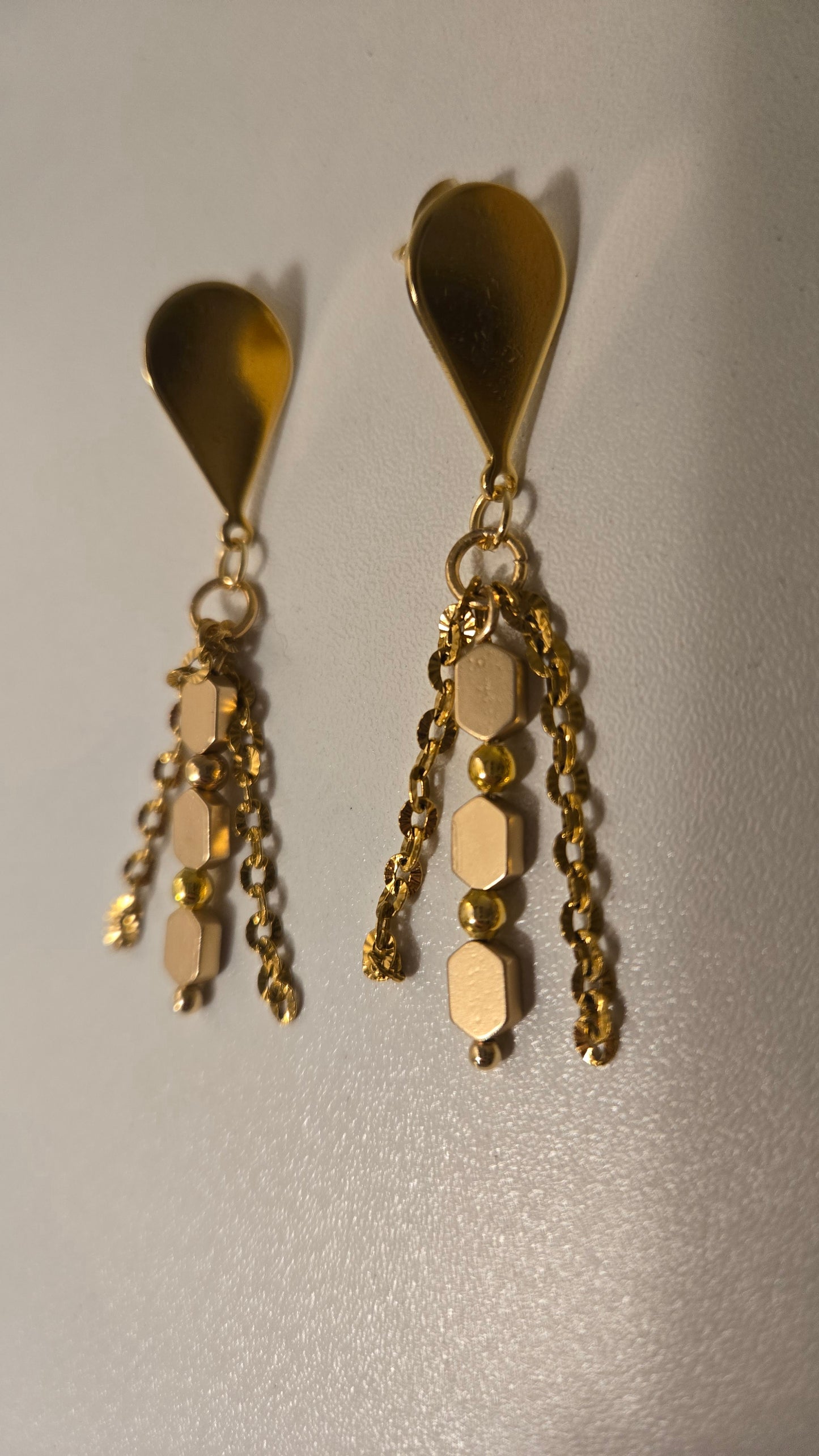 Golden Chain Elegance Earrings