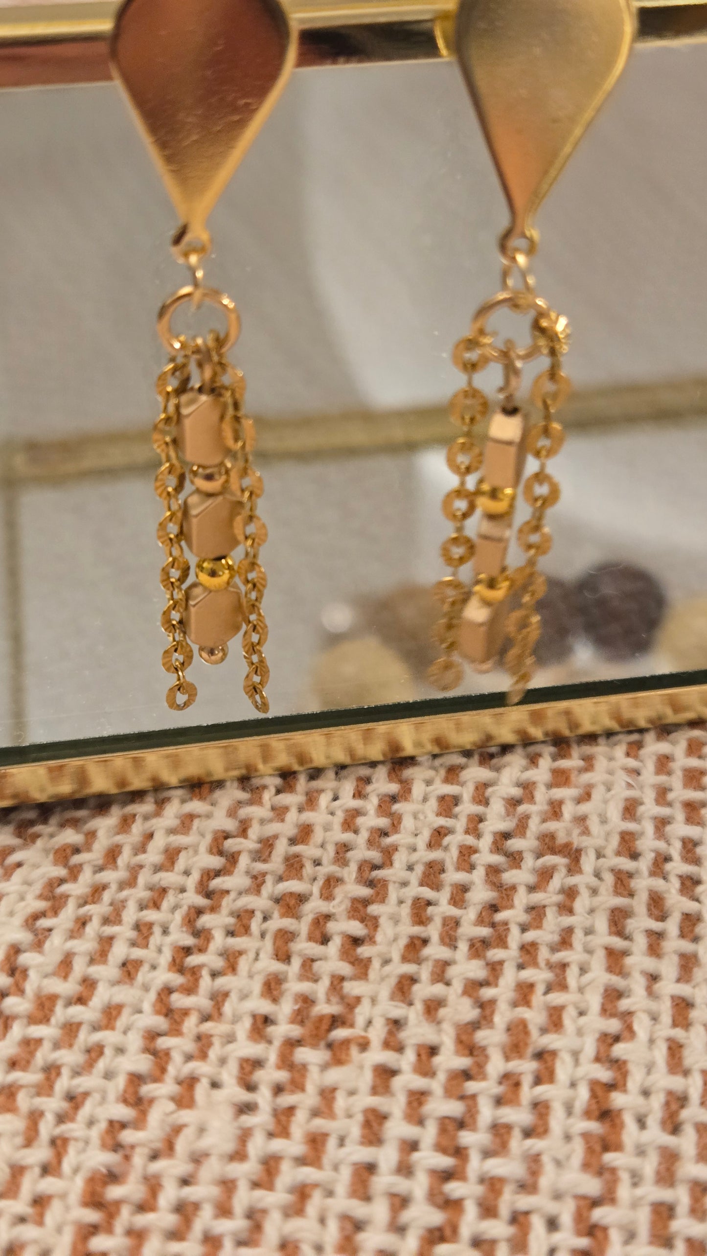 Golden Chain Elegance Earrings