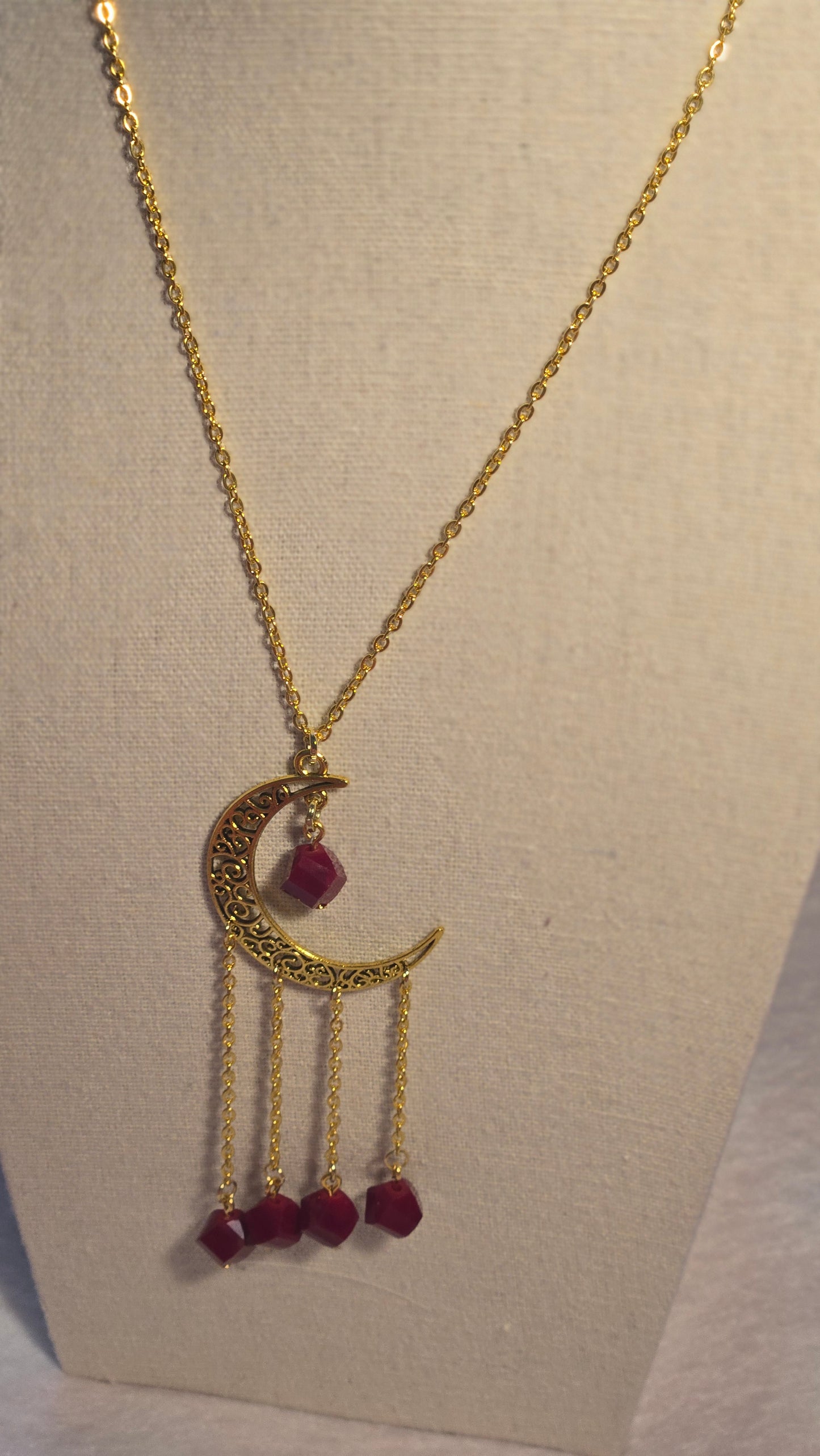 Golden Ruby Crescent