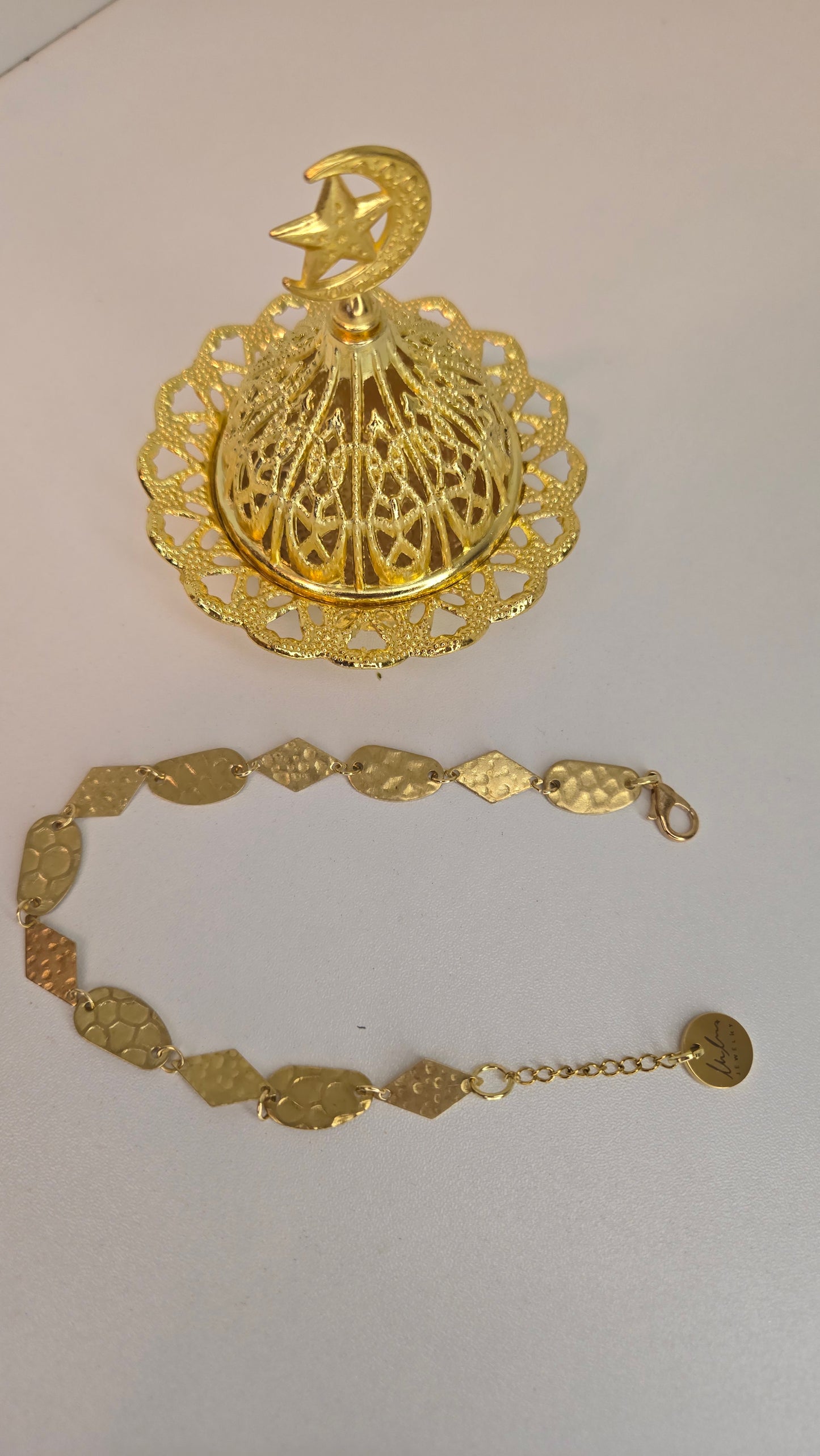 Golden Geometry Glow