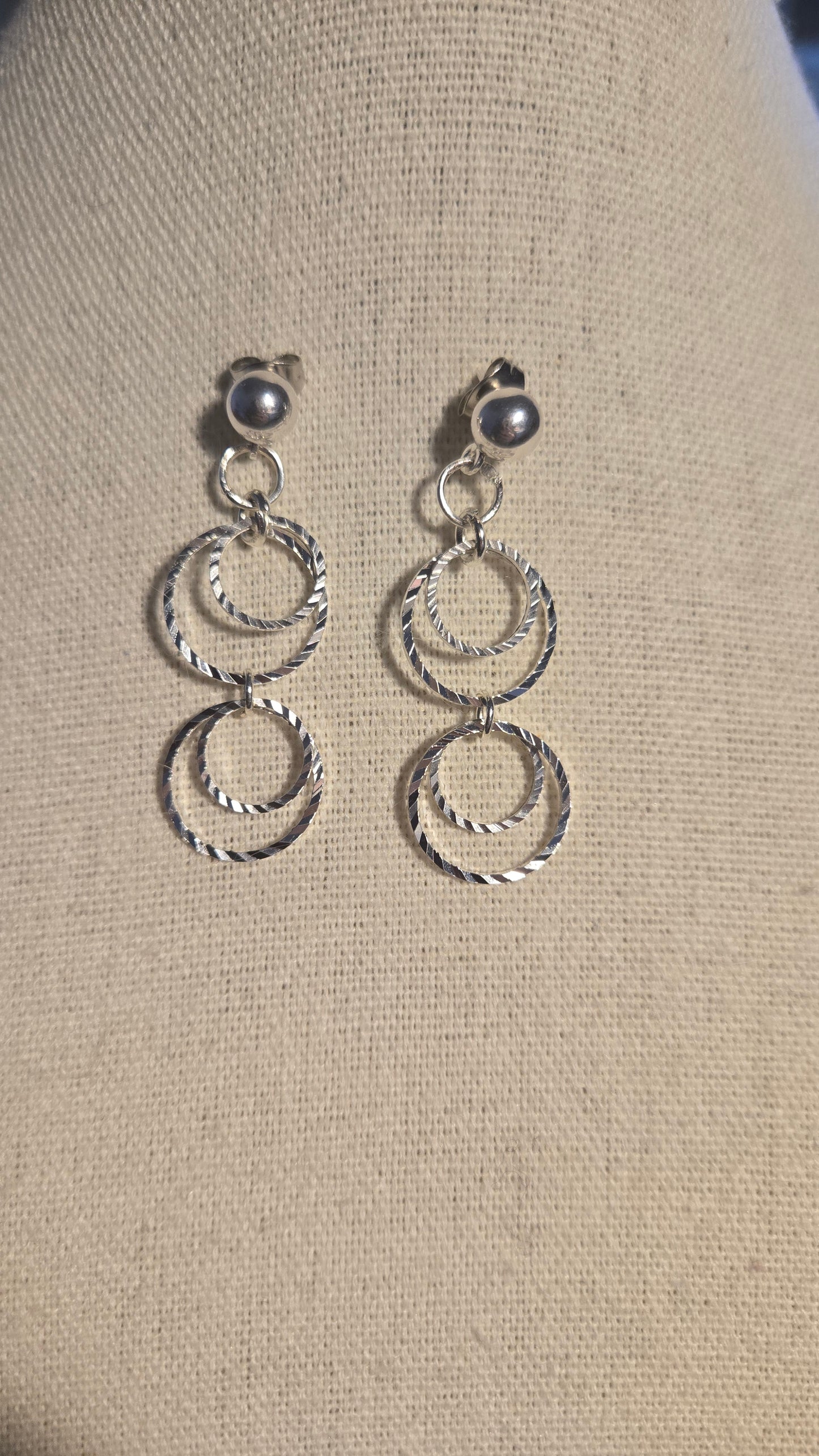 Silver Circle Elegance Set
