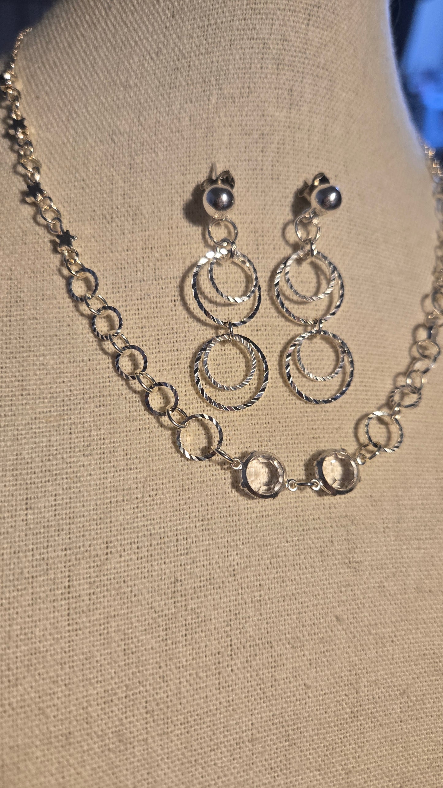 Silver Circle Elegance Set