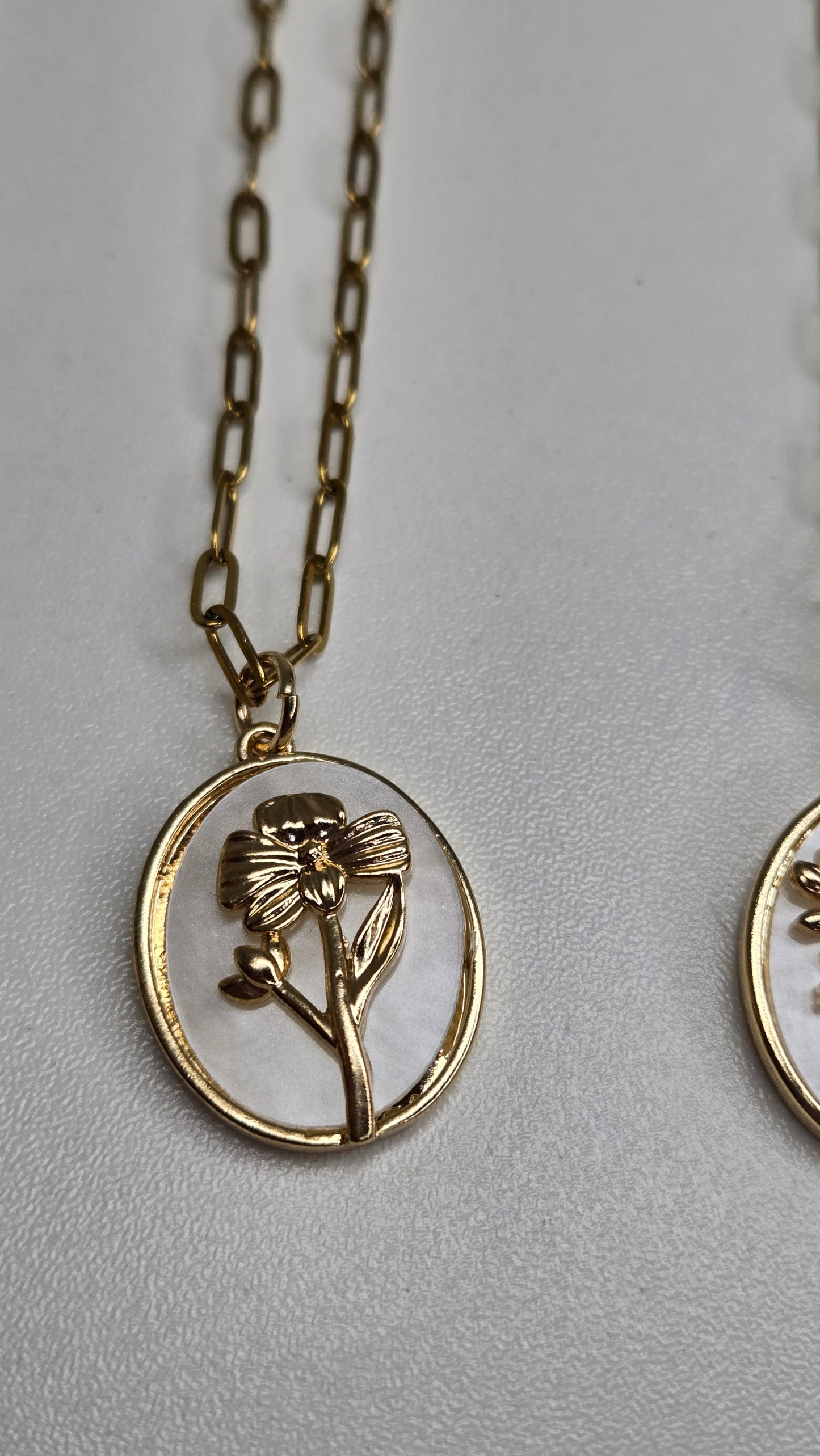 Serene birth flower necklace for September