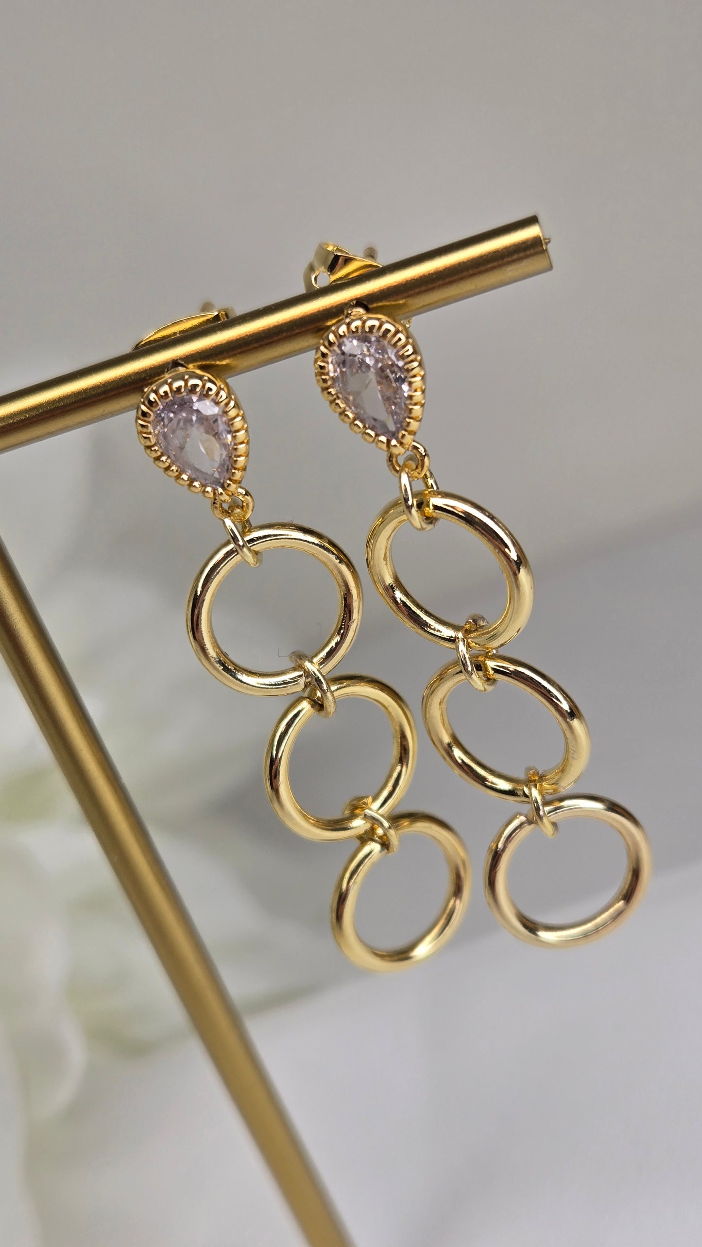 Luxury Gold Chain Drop Earrings