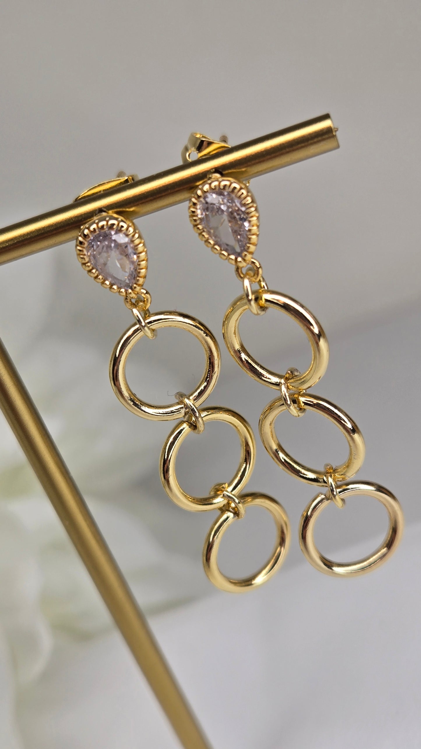 Luxury Gold Chain Drop Earrings