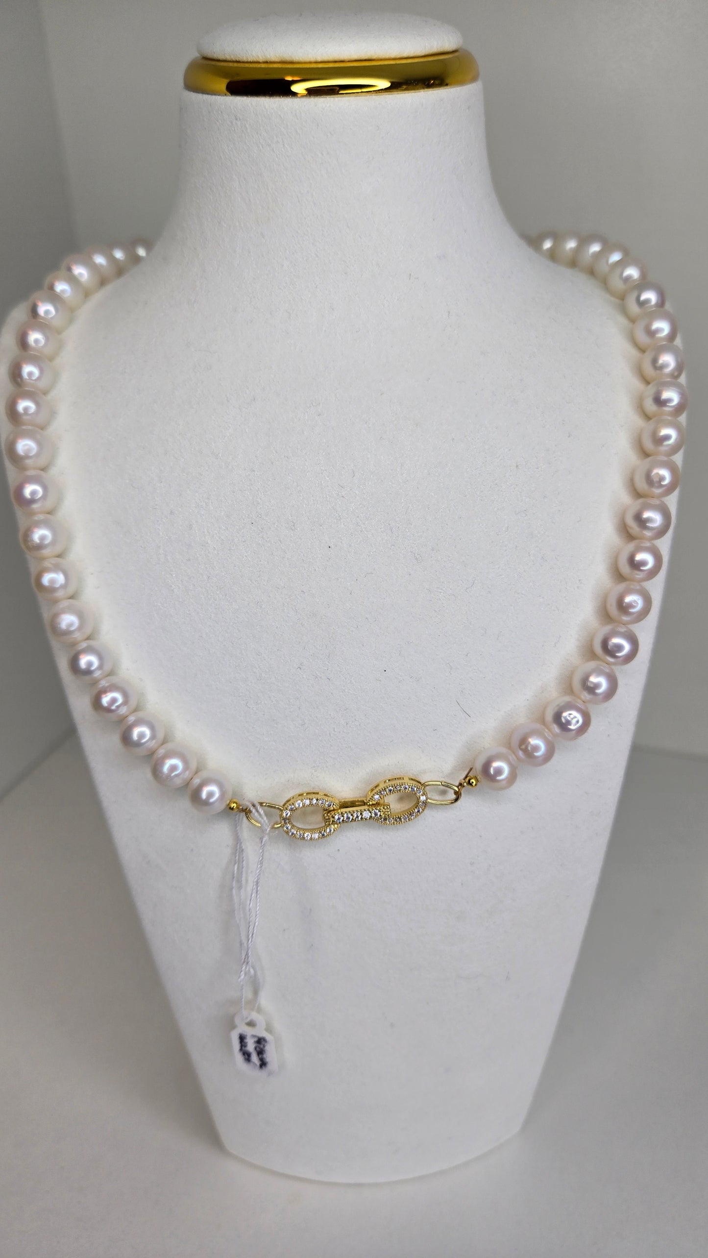 Royal Pearl Necklace
