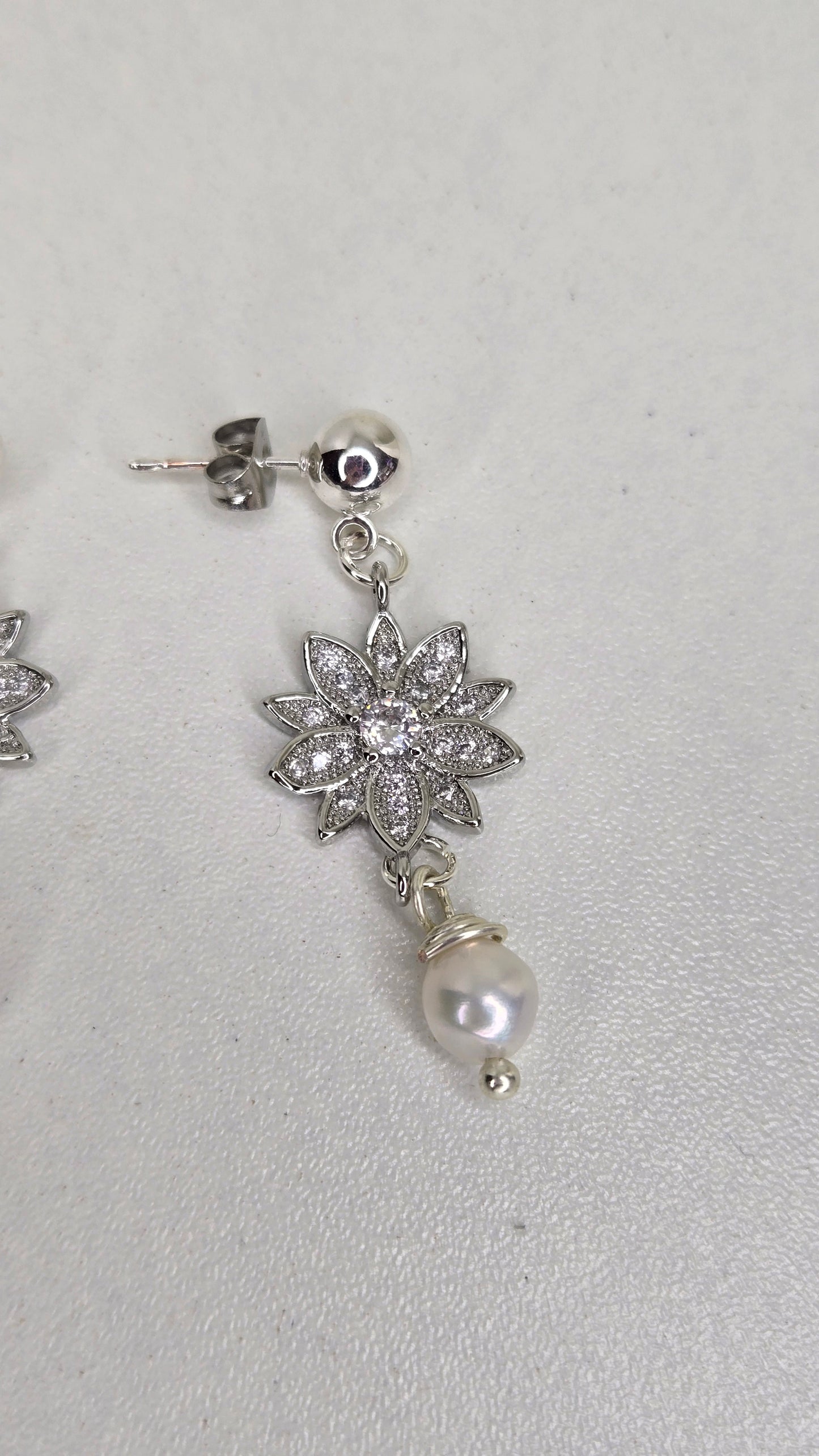 Aurora Pearl Earrings