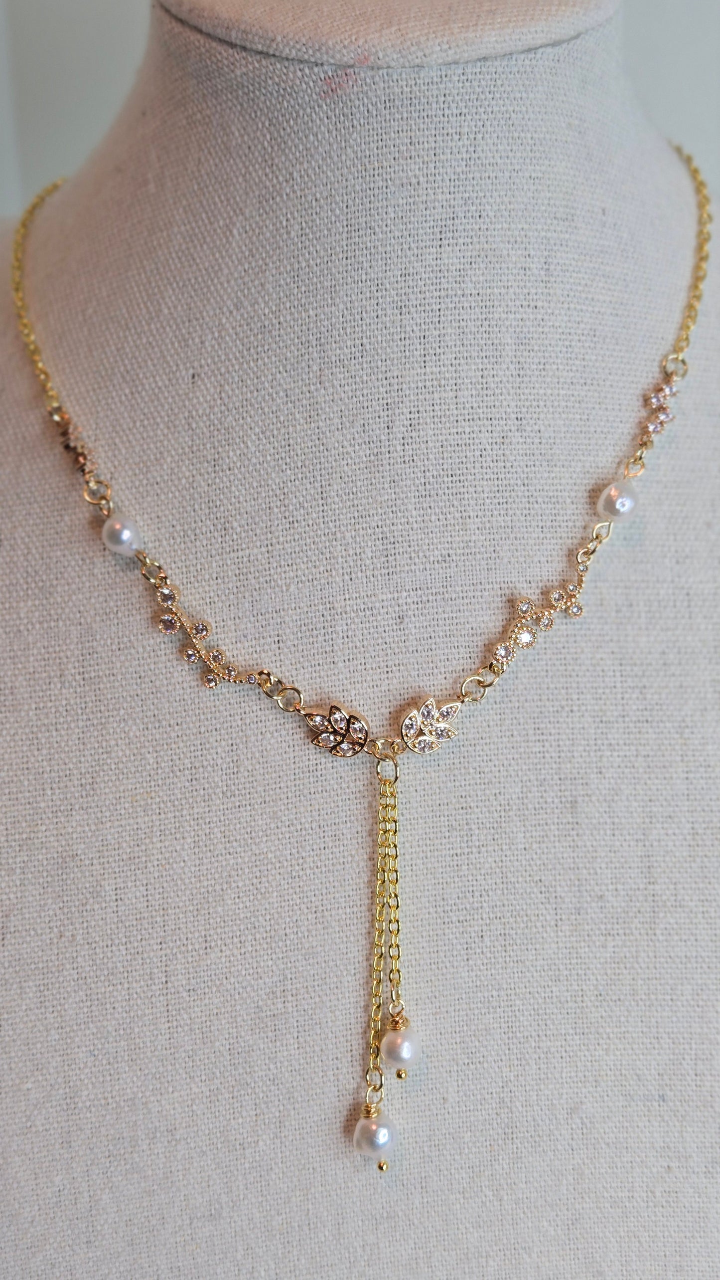 Radiant Pearl Leaf Necklace