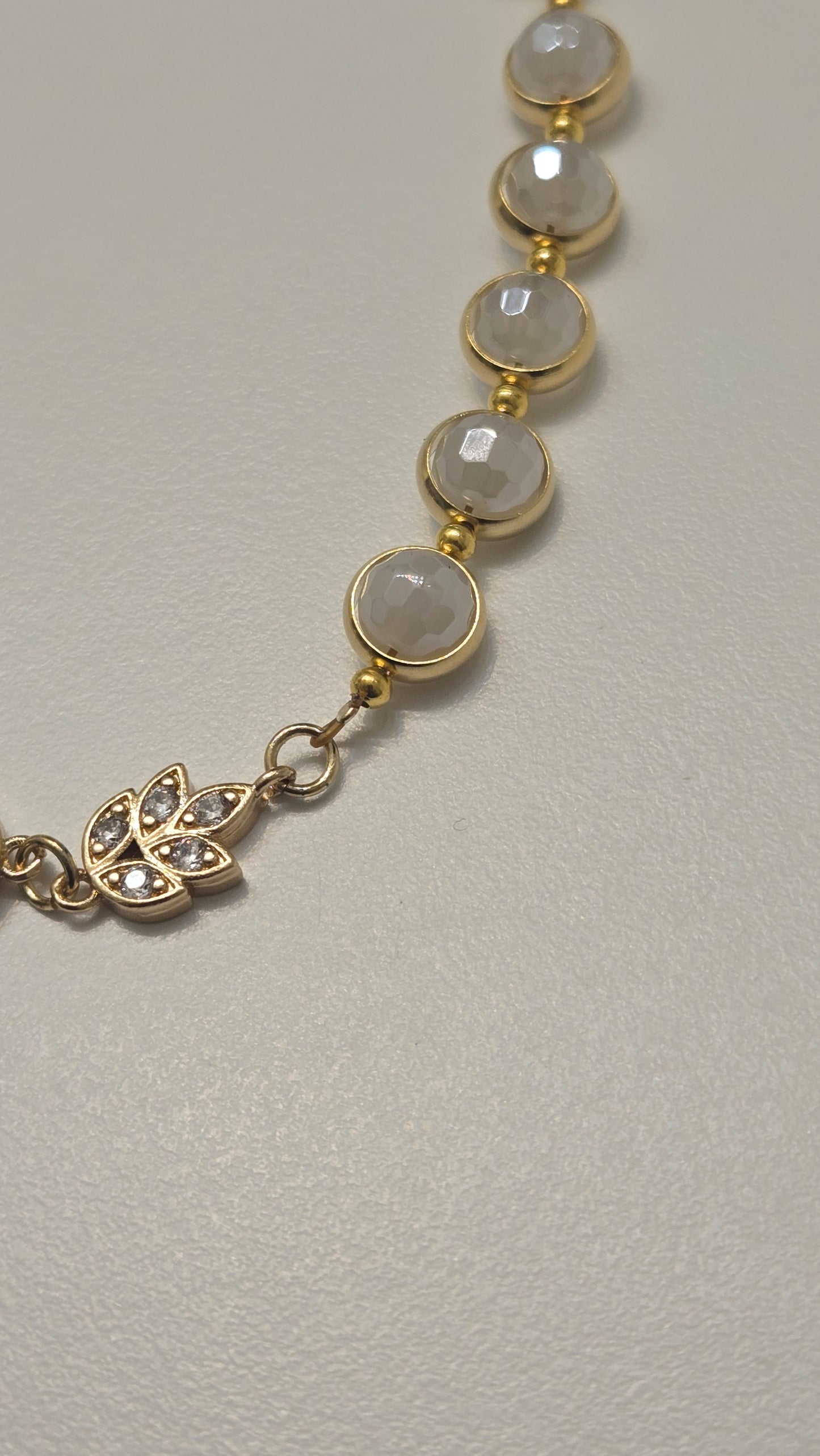 Golden Agate Blossom Bracelet